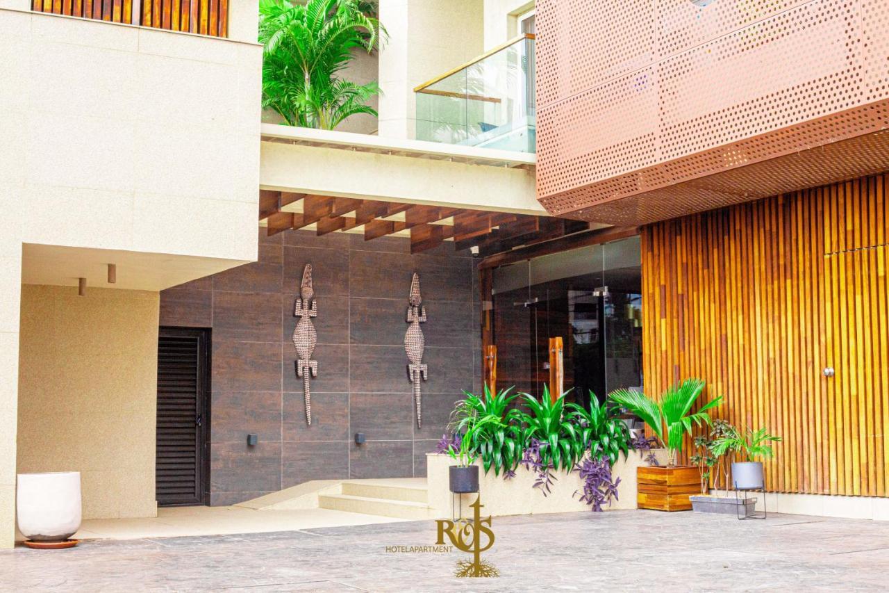 Roots Hotel Apartments Abidjan Exterior photo