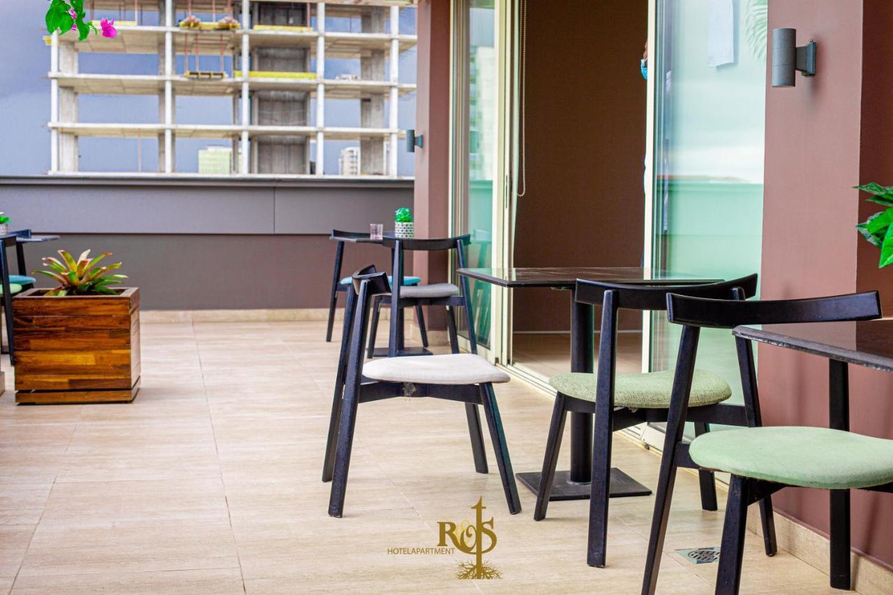 Roots Hotel Apartments Abidjan Exterior photo