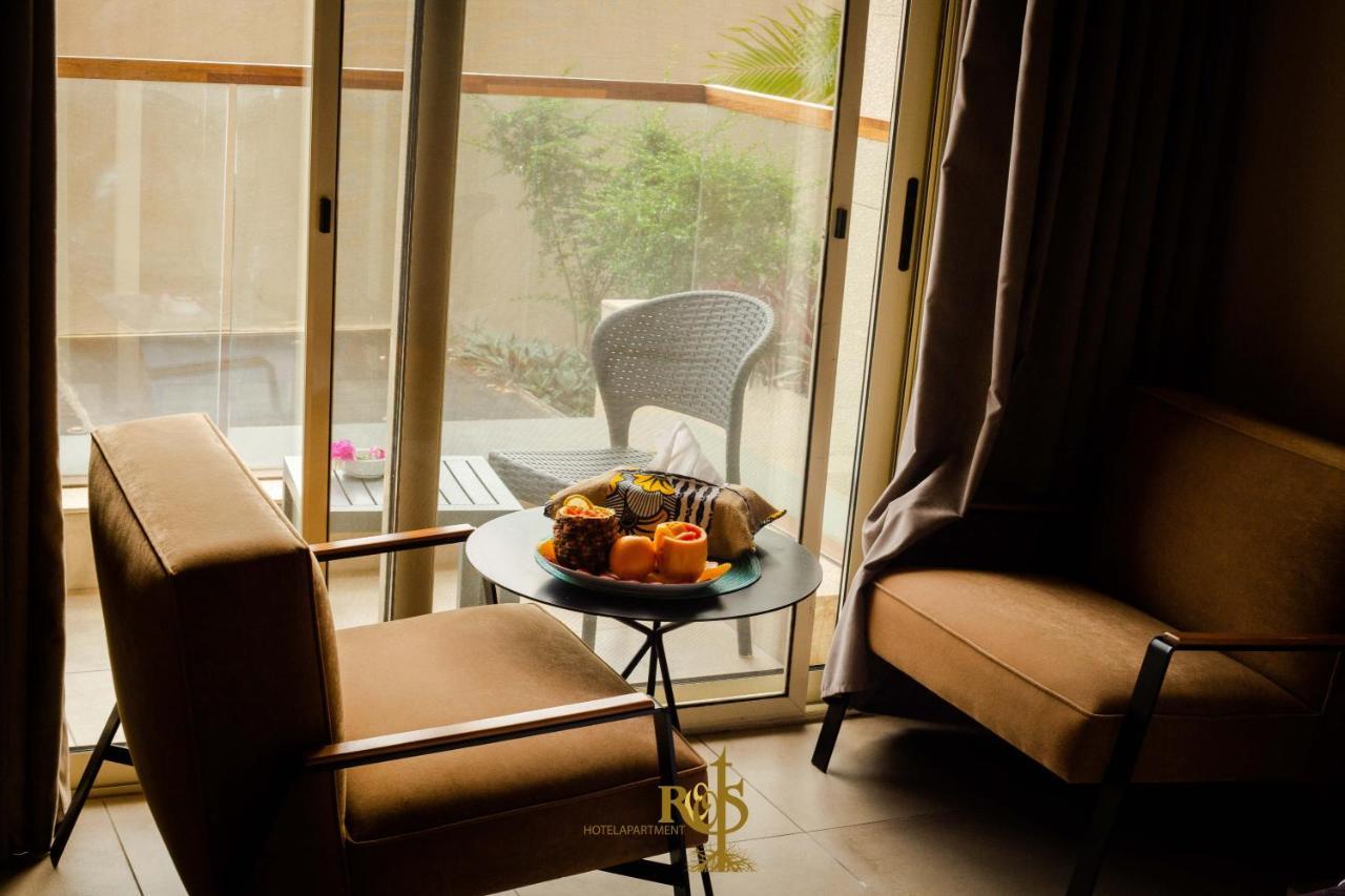 Roots Hotel Apartments Abidjan Exterior photo