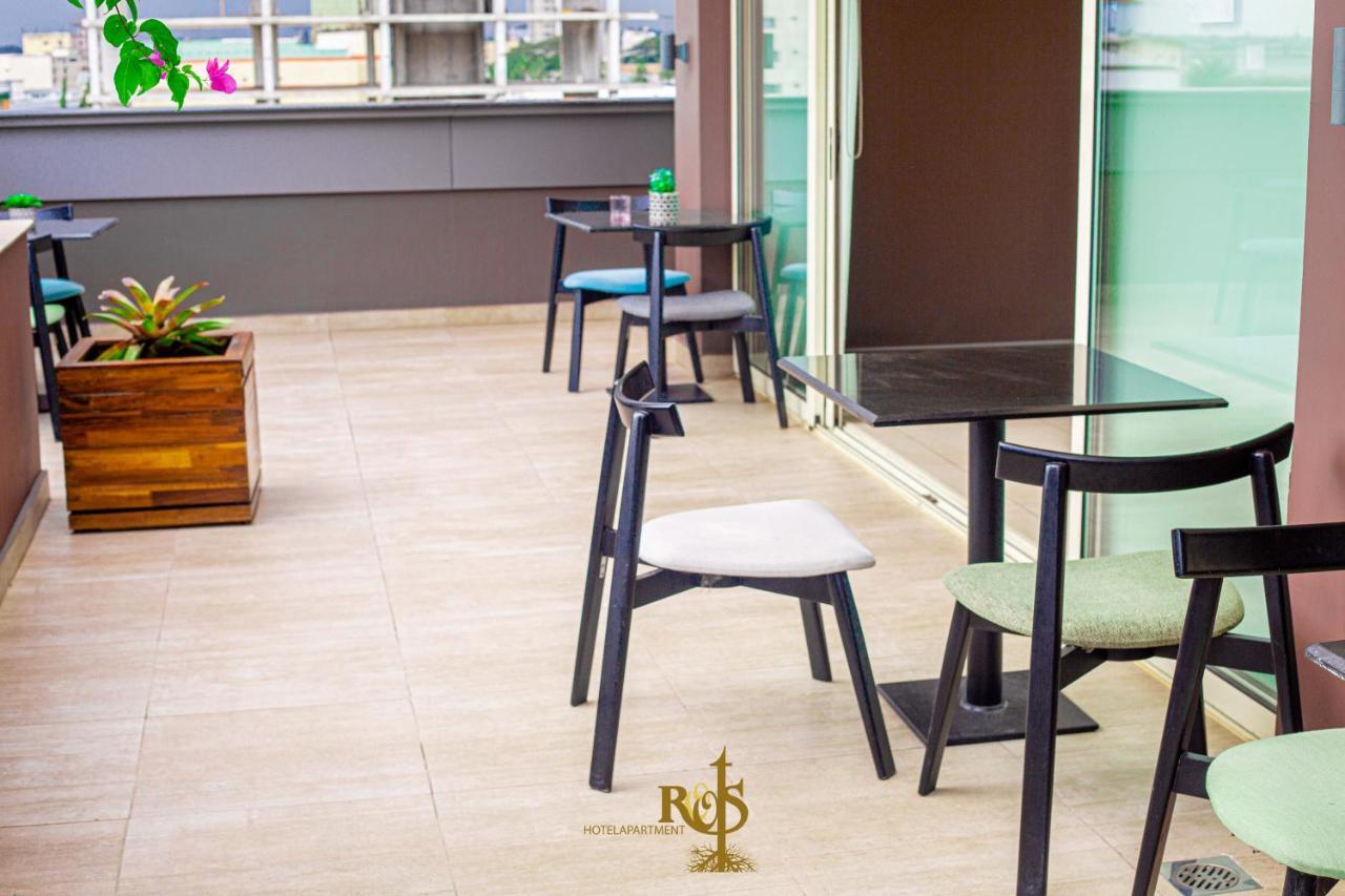 Roots Hotel Apartments Abidjan Exterior photo