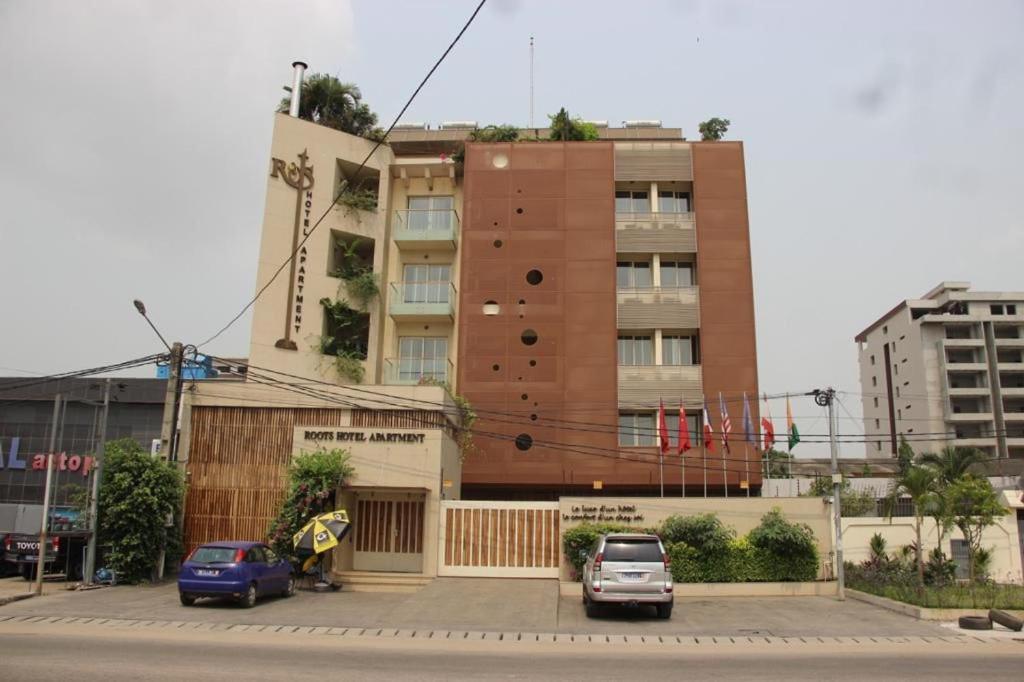 Roots Hotel Apartments Abidjan Exterior photo