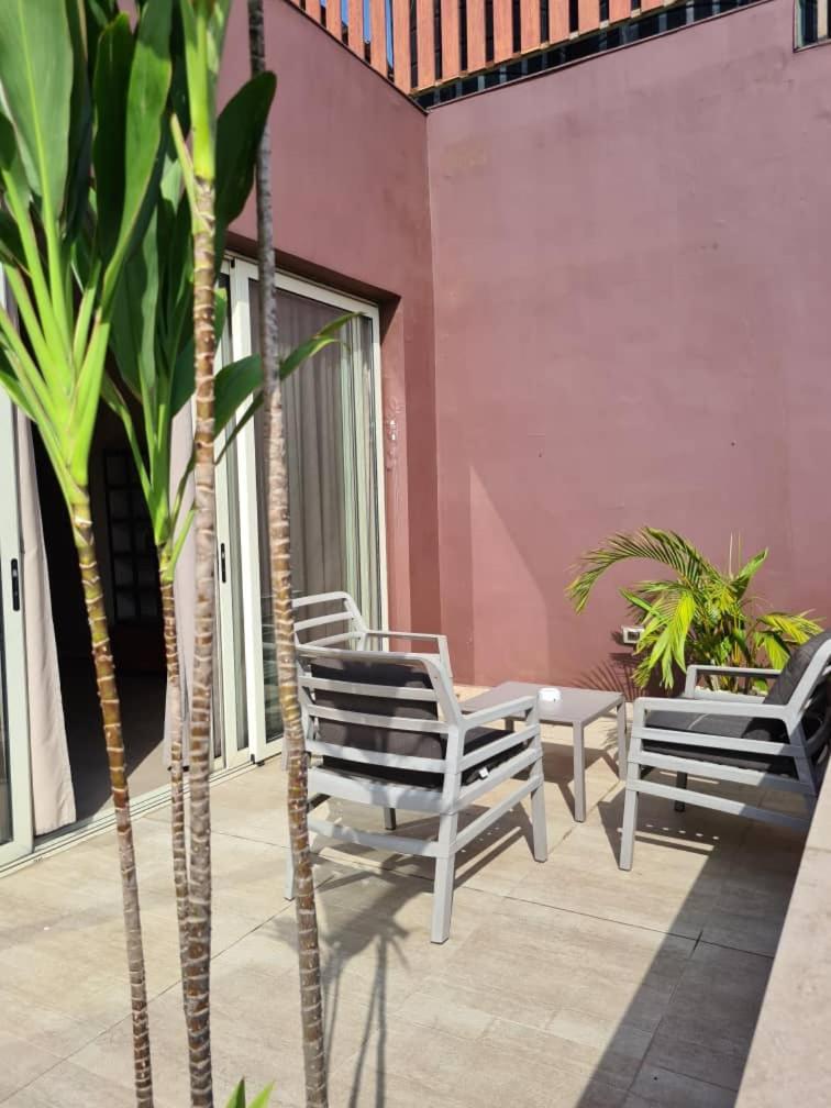 Roots Hotel Apartments Abidjan Exterior photo